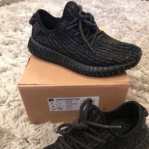 Black women Yeezy’s